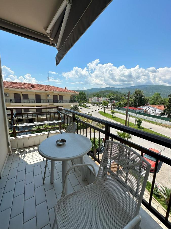 Hotel Afrodite Neoi Poroi Bagian luar foto