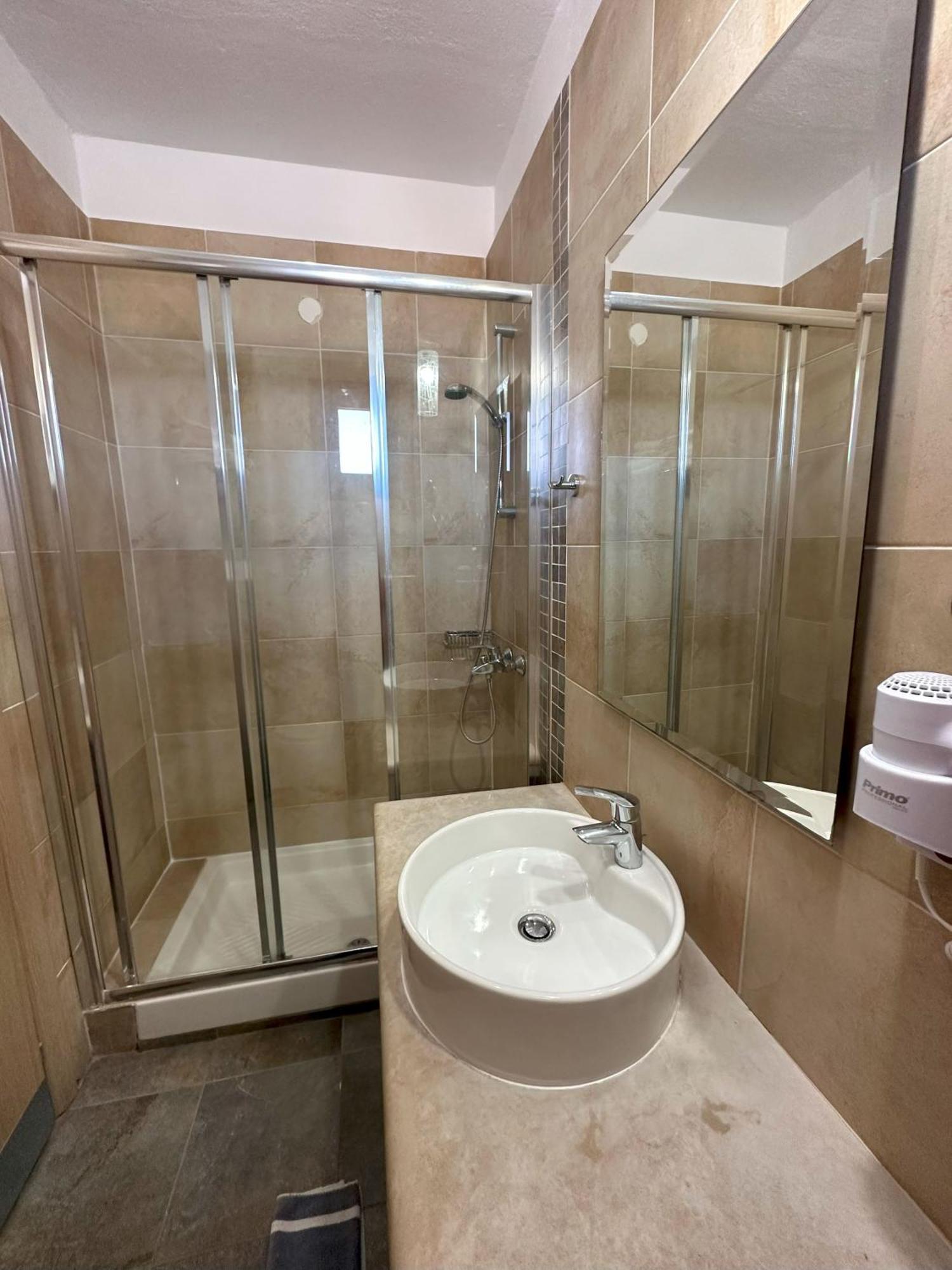 Hotel Afrodite Neoi Poroi Ruang foto